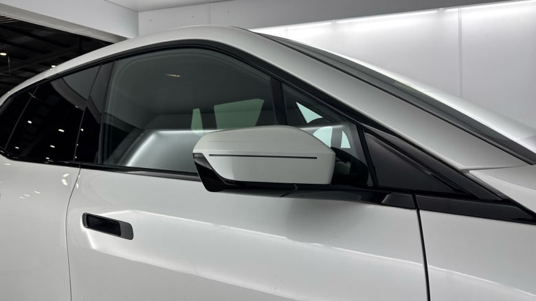 BMW iX 240kW xDrive40 M Sport 76.6kWh 5dr Auto Electric Estate